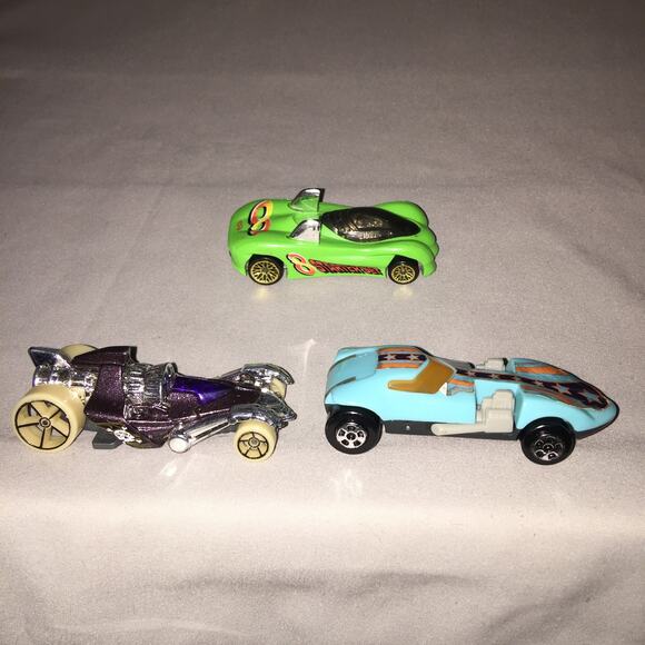 Toy Hot Wheels '95 Power Pipes / '18 FYB42 Tur-boned Charged / '19 Twin Mill Toy - Picture 2 of 8